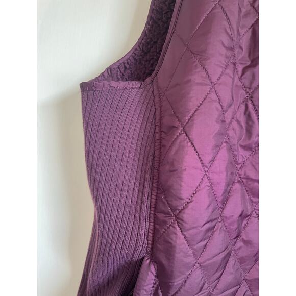 L.L Bean burgundy quilted puffer vest pockets sherpa lining zipper solid Size L - Picture 4 of 8